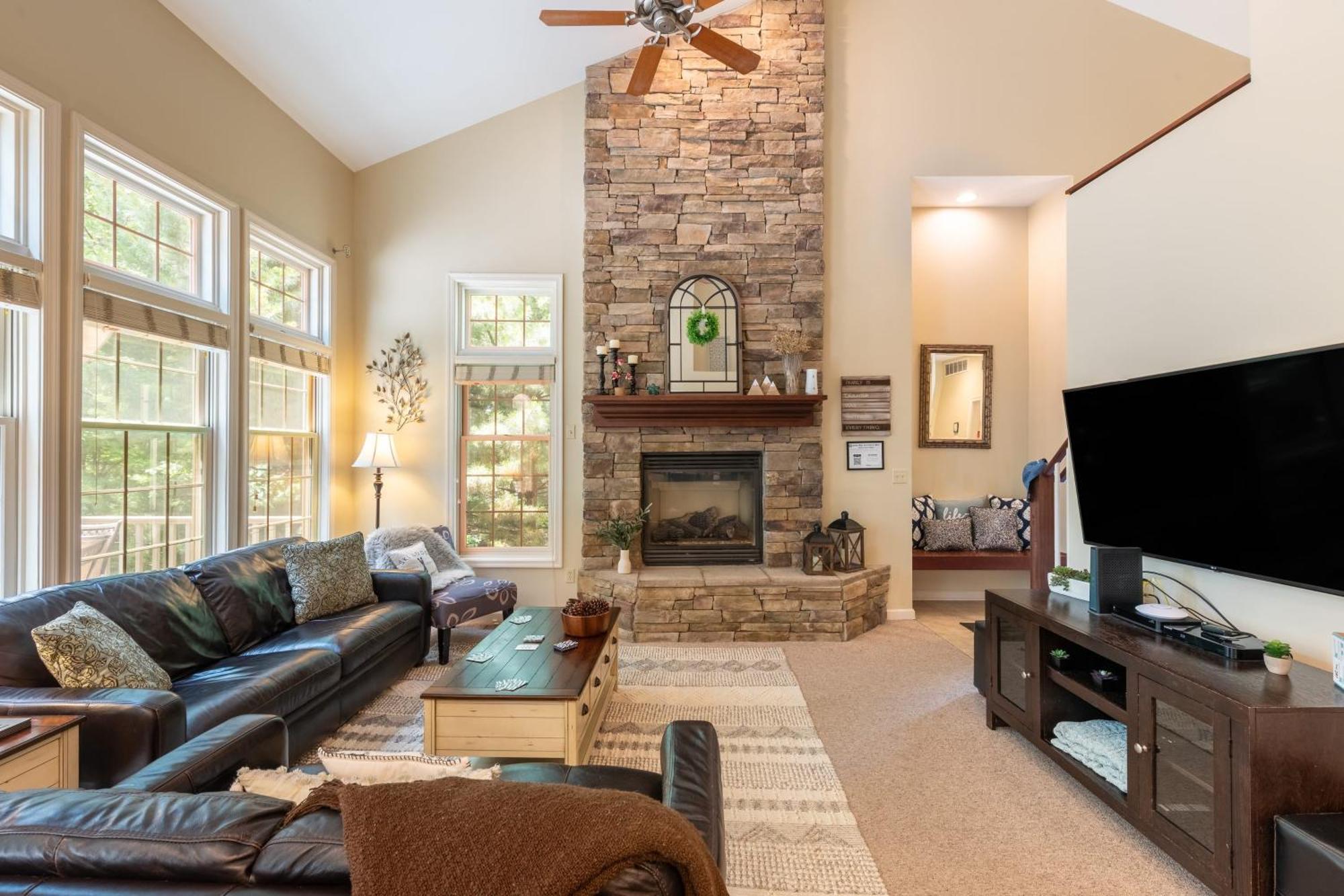 Highland Hideaway By Avantstay Group Poconos Retreat W Patio Game Room Lake Harmony Eksteriør billede